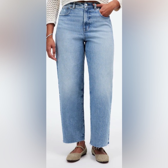 Madewell| The Curvy Perfect Vintage Wide-Leg Crop Jean - Picture 2 of 7